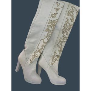 10 Thomas Wylde Runway Over the Knee Gold Studded Boots White Leather Used 6430